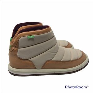 SANUK Puff N Chill Bootie Tan Leather Size 11